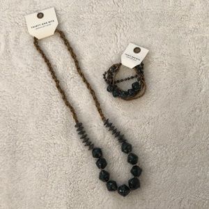 NWT 31 BITS Necklace and Bracelet Set